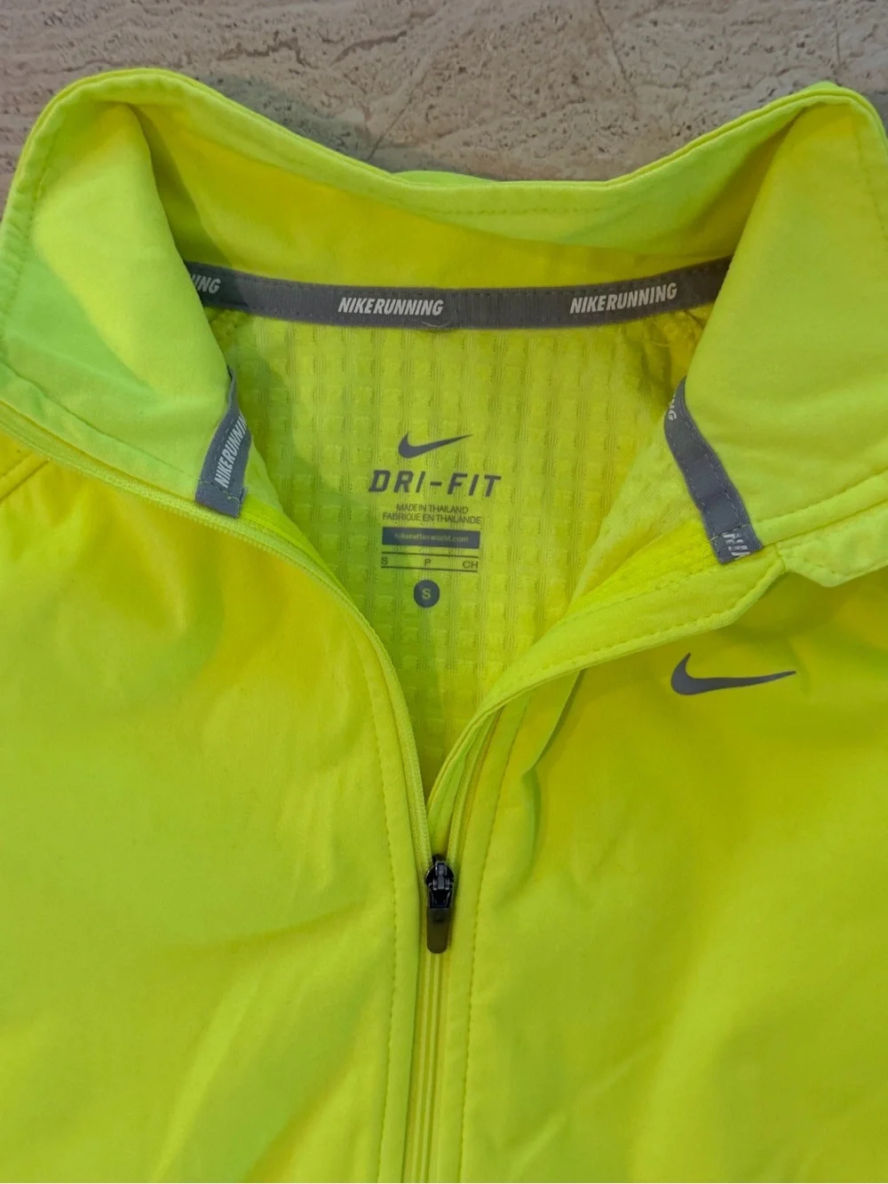 Nike Element Shield Volt Neon Full Zip Running Jacket Small womens